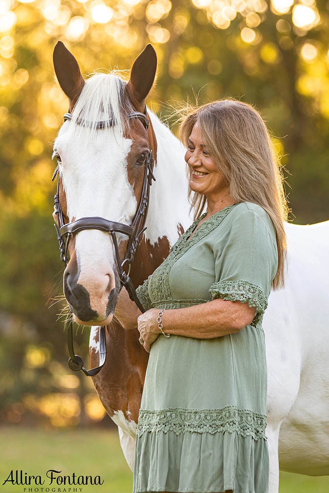 Linda and Batman's photo session at home
