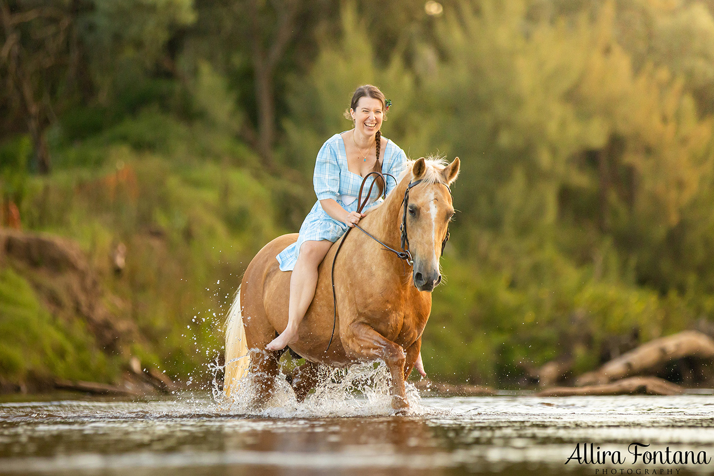 Courtney and Jake's session at Yarramundi River