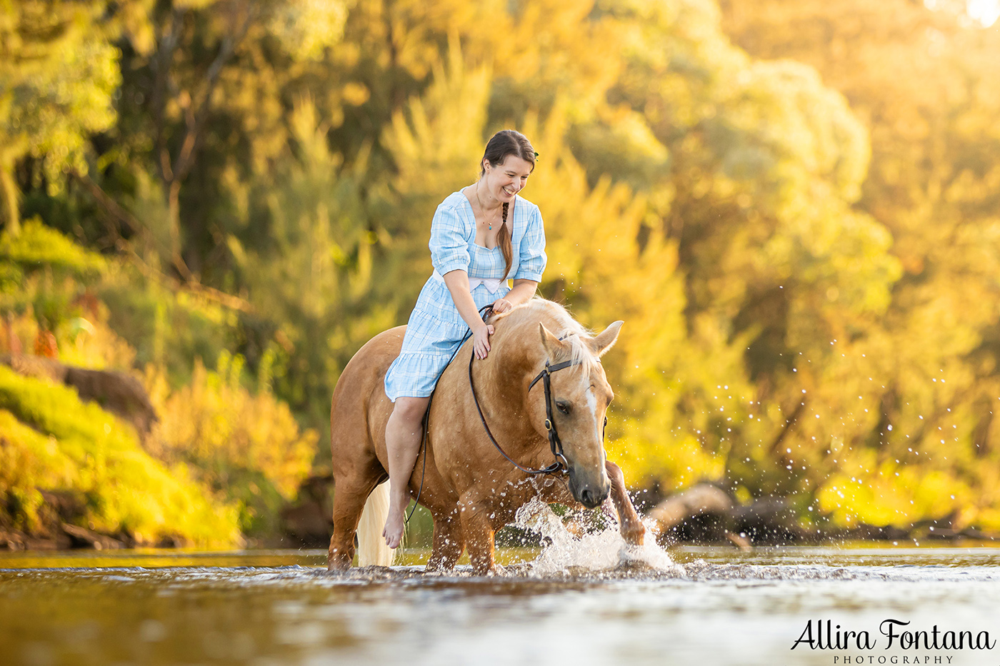 Courtney and Jake's session at Yarramundi River